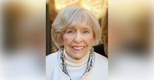 Courtney Clymer's Instagram, Twitter & Facebook