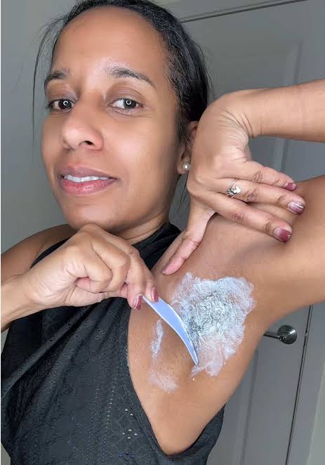 Crema depiladora Flamingo para vello corporal
