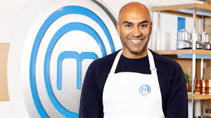 Masterchef türkiye son bölüm izle tv8 ekranlarında yayınlanan yemek yarışma programı tüm bölümleriyle izlemeniz için sitemizde. Celebrity Masterchef To Feature Its First Ever Blind Contestant Amar Latif Ents Arts News Sky News