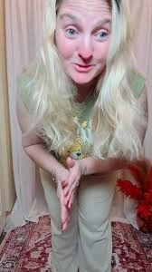 Deni🖤 (@mrsdeni2215)