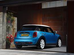 Great savings & free delivery / collection on many items. Bmw Group Perkenal Mini Cooper S Lima Pintu
