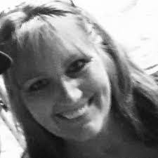 Loretta Chick's Instagram, Twitter & Facebook