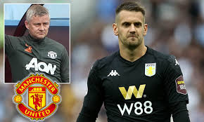 Manchester united's path is clear to sign goalkeeper tom heaton. Manchester United Close In On Sealing Shock Return For Veteran Goalkeeper Tom Heaton Daily Mail Online
