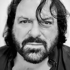 Daniel East (@eastd)