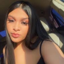 Isabelle Shaver's Instagram, Twitter & Facebook