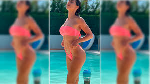 Fernández only participated in the second cycle of the risqué show as its third vedette. Denunciaron A Cinthia Fernandez Por Construir Un Gimnasio Vidriado Espectaculos Elonce Com