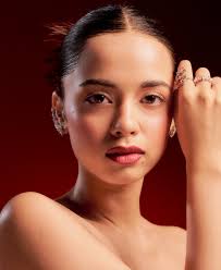 Wrapped in beautiful reds, adorned with our stunning jewellery