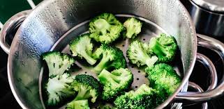 Postgrado en fitoterapia y máster en nutrición y metabolismo. El Truco Para Cocinar Brocoli Sin Que Toda La Casa Huela Mal