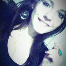 Elissa Pennington's Instagram, Twitter & Facebook