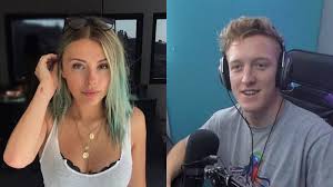 Corinna makes vlogs about her everyday routine, about her. Corinna Kopf Facebook Gaming Contract