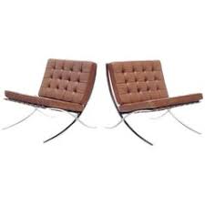 The original barcelona chair made its debut in 1929 and designed by mies van der rohe and lilly reich for the german pavilion located in given that our barcelona reproduction chairs are manufactured using imported materials such as high grade steel and italian leathers , you can rest. Barcelona Chair Original 11 For Sale On 1stdibs