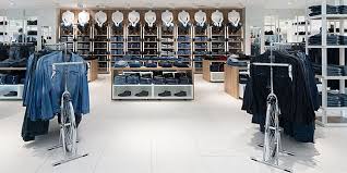 Ai libertatea sa alegi din milioane de produse it, electronice si electrocasnice, gadgeturi, jucarii, imbracaminte si incaltaminte cu plata in rate. Company