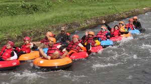 Jan 23, 2021 · kolam renang batang sari pamanukan : Tubing Pandansari Yang Sangat Asri Di Batang Jawa Tengah Jawa Tengah