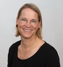 PORTRAIT — DANIELA ARNOLD