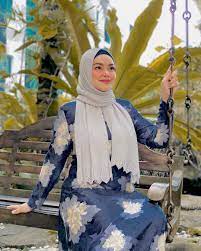 Siti nurhaliza nyanyi anta permana diiringi tarian pramugari pramugara di gathering sitizone ke 16. Lagi Baby Bump Didakwa Semakin Jelas Datuk Seri Siti Nurhaliza Hamil Anak Kedua