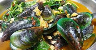 Stir Fried Green Mussel With Basil Taiwan Food 塔香孔雀蛤 Taiwan Food Taiwanese Cuisine Stir Fry Greens