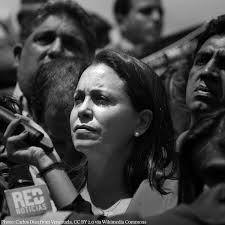 F.Karol Calderón (@0119cg)