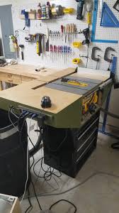 My Table Saw Setup Click To See The Diy For This And Projects Like It Diy Woodworking Project Taller De Carpinteria Carpinteria