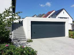 Nigel farage | change for good. Grossraumgarage Mit Sektionaltor In Farbe Anthrazitgrau Modern Garage Stuttgart Von Martin Hofer Fertiggaragen Houzz