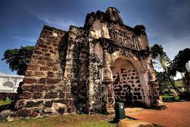 Saiz asal kubu pertahanan portugis di melaka. Gambar Kota A Famosa