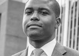 Journalism Faces Threats Posed by New Digital Age