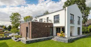 Catering to all manners of new build and larger scale renovations project, we pride ourselves on quality of product and a warm, welcoming service. Massivhauser Nach Ihren Wunschen Eco System Haus