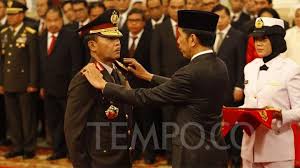 Masalah penanganan narkoba di indonesia, calon kapolri, komjen pol idham azis menegaskan bahwa ia tidak punya keraguan sedikitpun kepada anggota polri yang terlibat narkoba untuk ditindak tegas. Dilantik Jadi Kapolri Idham Azis Naik Pangkat Jadi Jenderal Nasional Tempo Co