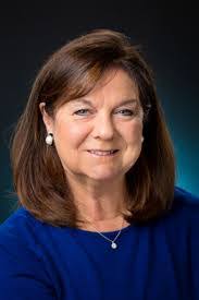 Jacqueline Boss's Instagram, Twitter & Facebook