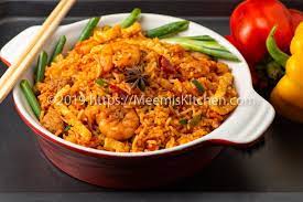 Spicy Fried Rice Spicy Chicken And Prawn Fried Rice Meemiskitchen Prawn Fried Rice Prawns Fry Spicy Recipes