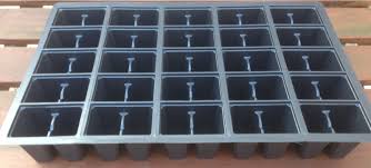 Leading manufacturer of perma plug trays, multi purpose trays (open grid base), spacing tray (hold plastic pots), spacing tray (phalaenopsis plants), spacing tray (8 spaces) and spacing tray deep cells give adequate soil for each size. 15x Vacapot 50 Cell Plug Plant Insert Seed Trays Viridis Hortus