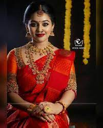 Pin By Sunita On Wedding Bride Bridal Sarees South Indian South Indian Wedding Saree Wedding Saree Blouse Designs