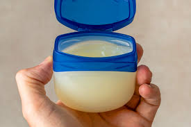 health benefits and uses of petroleum jelly