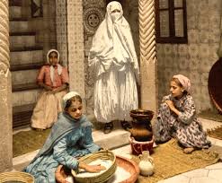 0550 10 83 46 spécialité: Femmes Maures Preparant Du Couscous Ecole Luce Ben Aben Alger Algerie Bibliotheque Numerique Mondiale