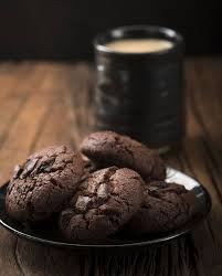 Biscuits Sans Farine Au Cacao Parfume Pour 6 Personnes Recettes Elle A Table Recette Recette Biscuit Recettes De Cuisine Biscuits