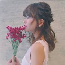 美容師直伝 セルフでできる結婚式ハーフアップヘアアレンジ hair ハーフアップヘア 結婚式 お呼ばれ 髪型 フェミニン ヘアアレンジ
