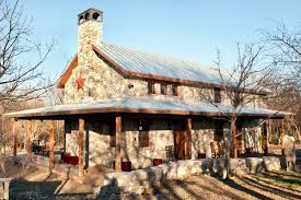 Really Like The Look Of This Fieldstone House House On The Rock Hill Country Homes Barn House