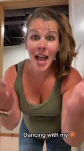 3 weeks and 2 days more pregnant this time around than with my first 😅  this mama is feelin’ it! #pregnanttiktok #pregnantbelly #momsoftiktok #fypシ