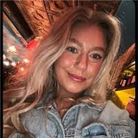 Aimee Madden's Instagram, Twitter & Facebook