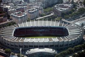 Cette section est celle des contes de fées, des créatures fantastiques et de la nostalgie. Psg Un Nouveau Parc Des Princes De 60 000 Places Cnews
