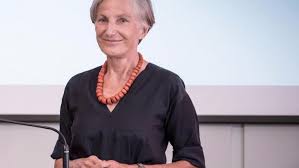 Die frühere höchstrichterin und unabhängige präsidentschaftskandidatin irmgard griss will für die neos bei der nationalratswahl antreten. Irmgard Griss Kandidiert Fur Die Neos