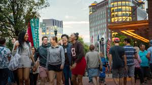 Other major cities in the state include warwick, cranston, and pawtucket. Life In Providence Brown University