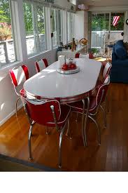 retro dining room table and chairs