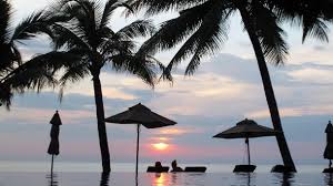 It borders myanmar (burma) to the northwest, laos to the northeast, cambodia to the southeast and malaysia to the south. Corona Thailand Fuhrt Touristenvisum Ein