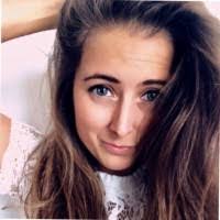 Tamara Winter's Instagram, Twitter & Facebook