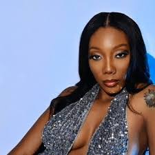 Courtney Clapp's Instagram, Twitter & Facebook