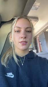 Laronda Bell's Instagram, Twitter & Facebook