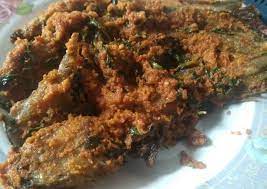 Khususnya ikan lele, tak sedikit dari pemancing mania yang salah saat membuat umpan lele, baik umpan alami maupun buatan dengan bahan campur pelet. Resep Lele Balado Kemangi Super Pedas Oleh Desuwt Cookpad