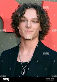 Mason Thames attends the red carpet of the 2023 HCA Film Awards. Photo:  Michael Mattes/michaelmattes.co Stock Photo