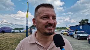 Sławomir Jarek "Virnik" podczas wyścigowego weekendu WSMP na Torze Poznań