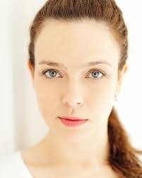 Elena Harding's Instagram, Twitter & Facebook